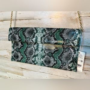 Urban Expressions Clutch NWT
